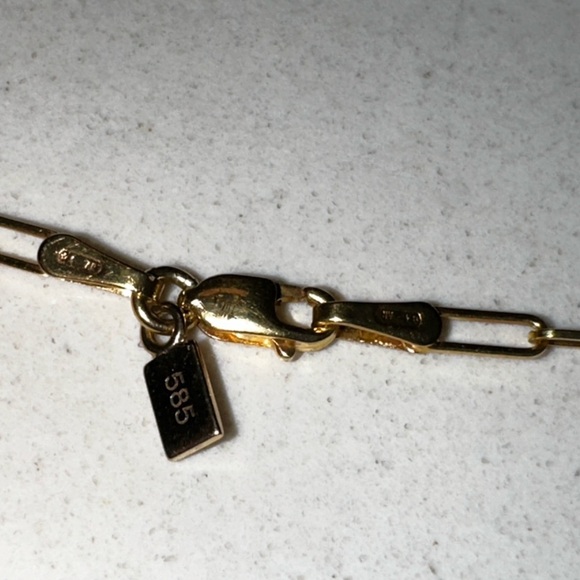 EF COLLECTION Jumbo Diamond Good Luck Necklace - Picture 11 of 12